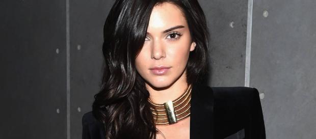 Kendall Jenner's Hollywood Hills Home Burglarized | E! News - eonline.com Kendall Jenner's Hollywood Hills Home Burglarized | E! News - eonline.com