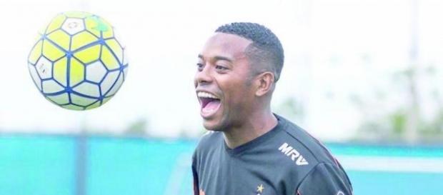Robinho jogará nesta quarta-feira (24) contra o Paraná, no sul do país Robinho jogará nesta quarta-feira (24) contra o Paraná, no sul do país