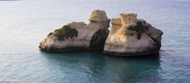 Torre dell'Orso, le 'due sorelle' Torre dell'Orso, le 'due sorelle'