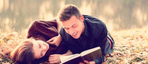 13 Reasons Why Couples Who Read Together, Stay Together - lifehack.org