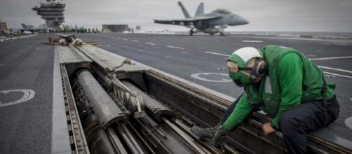 La flotta americana entra in conflitto con militari cinesi.