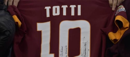 Roma, Totti e la serata all'Olimpico: tanti cori - gazzetta.it