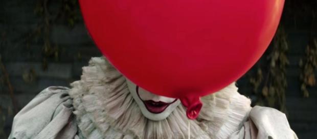 It trailer: Beware this new look at Stephen King film - ew.com It trailer: Beware this new look at Stephen King film - ew.com