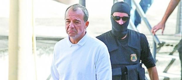 O ex-governador Sérgio Cabral Filho desviou mais de R$ 20 milhões dos cofres do Estado O ex-governador Sérgio Cabral Filho desviou mais de R$ 20 milhões dos cofres do Estado