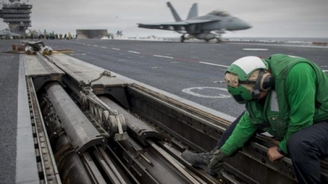 La flotta americana entra in conflitto con militari cinesi.