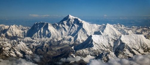Nozze da brivido: due sposi si sono giurati eterno amore sull'Everest