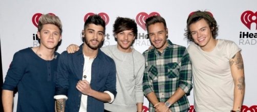 One Direction fans are convinced March 25 has a special meaning ... - thesun.co.uk