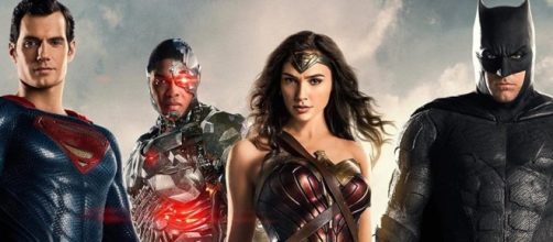 Zack Snyder Talks Justice League & Wonder Woman - Cosmic Book News - cosmicbooknews.com