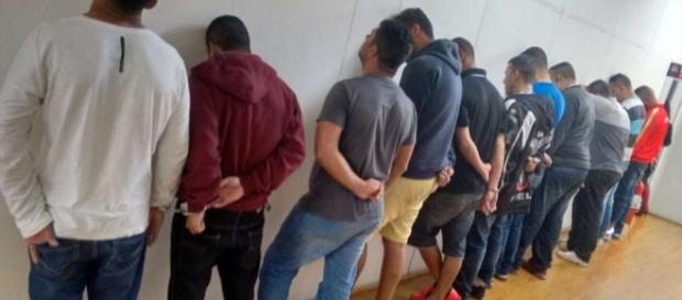 A operação policial prendeu integrantes da facção criminosa A operação policial prendeu integrantes da facção criminosa