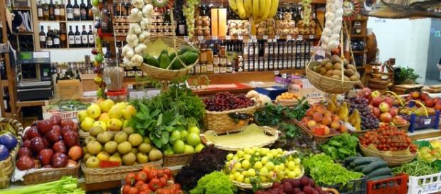 OzHarvest rescata los alimentos que no cumplen los estándares de los comercios establecidos OzHarvest rescata los alimentos que no cumplen los estándares de los comercios establecidos