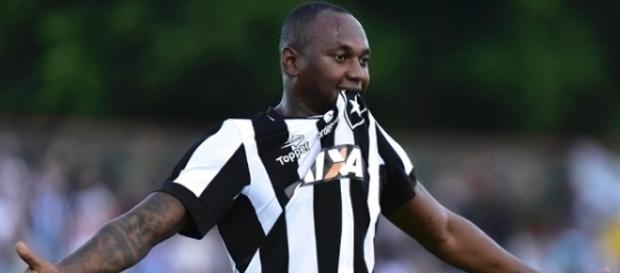 Sassá agora será jogador do Cruzeiro Sassá agora será jogador do Cruzeiro