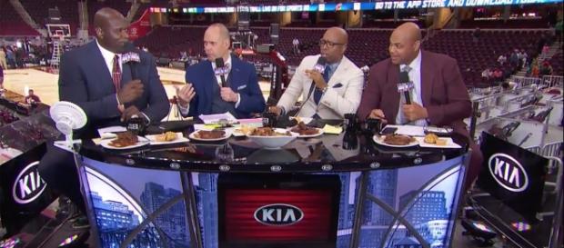 TNT segment derails as Shaq and Charles Barkley trade insults ... - businessinsider.com TNT segment derails as Shaq and Charles Barkley trade insults ... - businessinsider.com