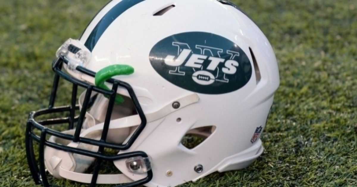 New York Jets make franchise history, offer coach internship to a female