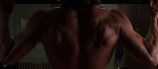 Best shirtless moments in "Supernatural" -fanpop.com