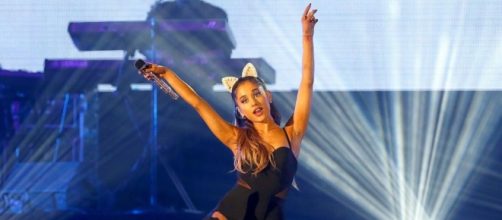 Ariana Grande announces benefit concert in Manchester to raise ... - go.com