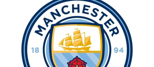 Le PSG veut ce défensuer de Man City Le PSG veut ce défensuer de Man City