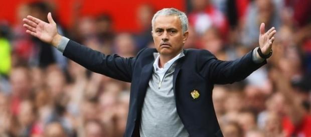 Real Madrid : Mourinho rêve de quatre madrilènes ! Real Madrid : Mourinho rêve de quatre madrilènes !