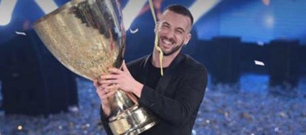 Thomas Muller vincitore di Amici 16 Thomas Muller vincitore di Amici 16