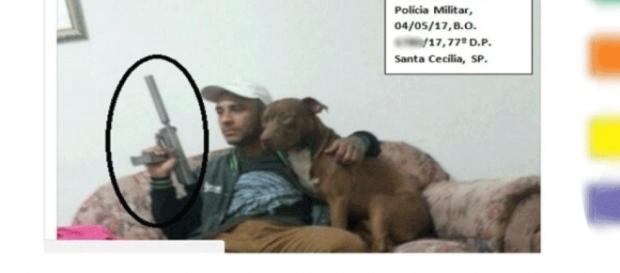 Thor e Lurdinha, os mascotes do sniper do PCC. Thor e Lurdinha, os mascotes do sniper do PCC.