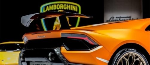 Lamborghini: nuovo stabilimento