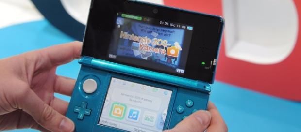 Nintendo drops the ban hammer on hacked 3DS systems - mashable.com Nintendo drops the ban hammer on hacked 3DS systems - mashable.com