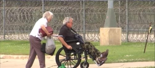 Former Speaker of the House Dennis Hastert to Report to Prison ... - go.com