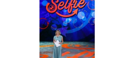 Simona Ventura torna con Selfie-Le Cose Cambiano in onda su Canale 5 - nerospinto.it