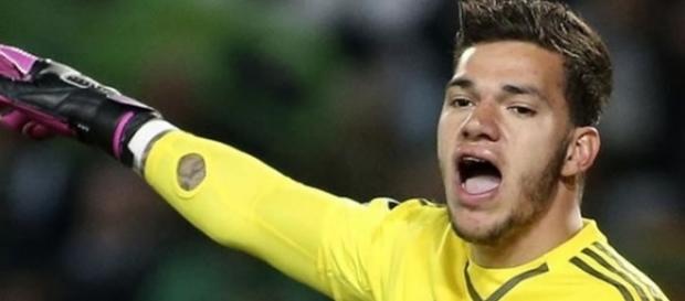 Goleiro passou pelas categorias de base do São Paulo Goleiro passou pelas categorias de base do São Paulo