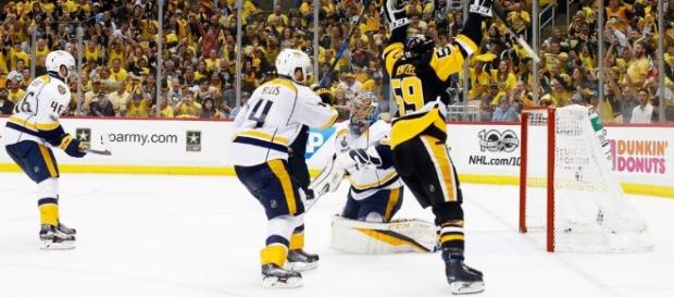 Jake Guentzel definió el juego 1 de la Final con su velocidad. Jake Guentzel definió el juego 1 de la Final con su velocidad.