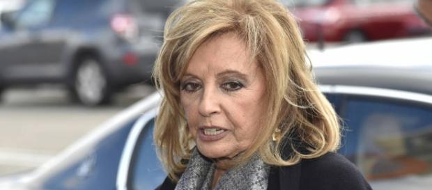 La saluda de María Teresa Campos. La saluda de María Teresa Campos.