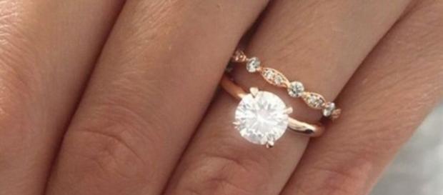 This 1.22 carats solitaire sparkler is the most popular engagement ring in the world. Photograph courtesy of: Pinterest user Sylvia Billone This 1.22 carats solitaire sparkler is the most popular engagement ring in the world. Photograph courtesy of: Pinterest user Sylvia Billone