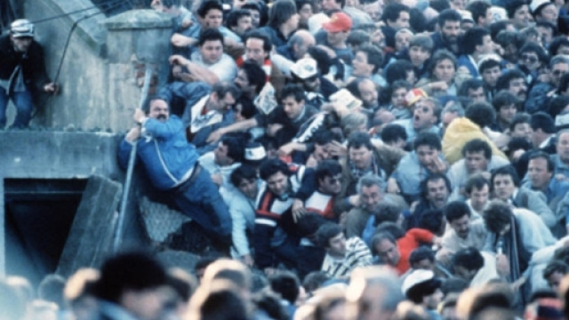 Libri e Heysel 2015 - saladellamemoriaheysel.it