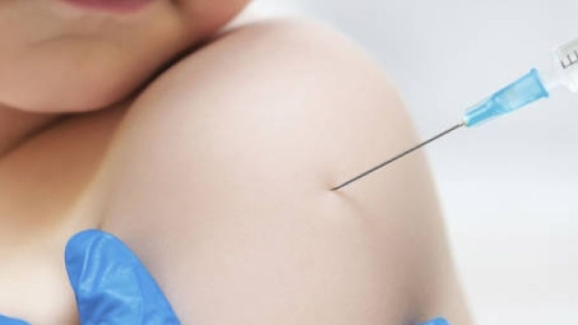 Vaccini. Mattarella firma il decreto che reintroduce l'obbligo ... - agenpress.it