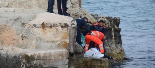 Monopoli, anziano morto dopo caduta dalla scogliera: fermati due minorenni - Foto: La Stampa.