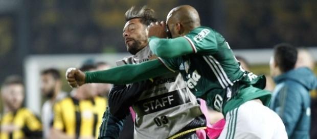 Felipe Melo está fora do jogo desta quarta Felipe Melo está fora do jogo desta quarta
