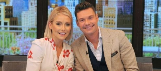 Kelly Ripa's new co-host is Ryan Seacrest - Photo: Blasting News Library - nhely.hu Kelly Ripa's new co-host is Ryan Seacrest - Photo: Blasting News Library - nhely.hu