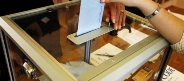 Présidentielle 2017 : le point sur l'abstention et le vote blanc ... - mairie-puilboreau.fr Présidentielle 2017 : le point sur l'abstention et le vote blanc ... - mairie-puilboreau.fr