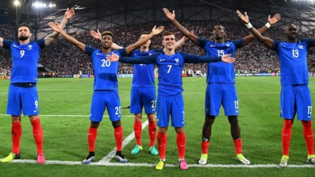 Euro 2016 : La presse allemande accuse l'équipe de France de dopage - francetvinfo.fr