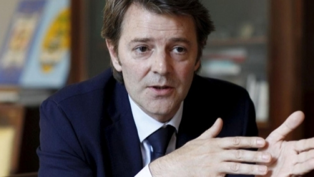 François Baroin menace les élus LR