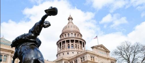 Texas State Capitol Cowboy statue | Have Camera Will Travel | Photos - photoshelter.com