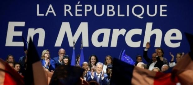 La République en Marche en tête des sondages La République en Marche en tête des sondages
