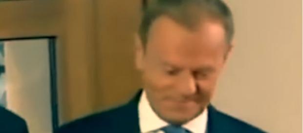 Przewodniczący Rady Europejskiej Donald Tusk (źródło: TVN24). Przewodniczący Rady Europejskiej Donald Tusk (źródło: TVN24).