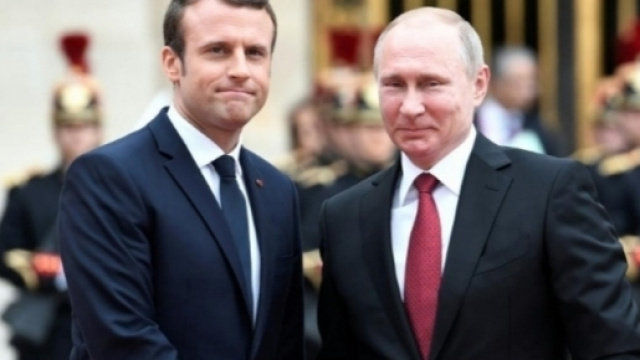 Macron-Poutine : Premier contact et déjà des tensions