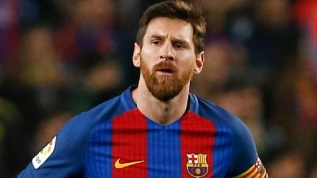 Quand Messi ne célèbre pas la Coupe du Roi !