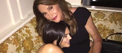 Caitlyn Jenner Tweets Photo with Kendall Jenner: Love My Little ... - pinterest.com
