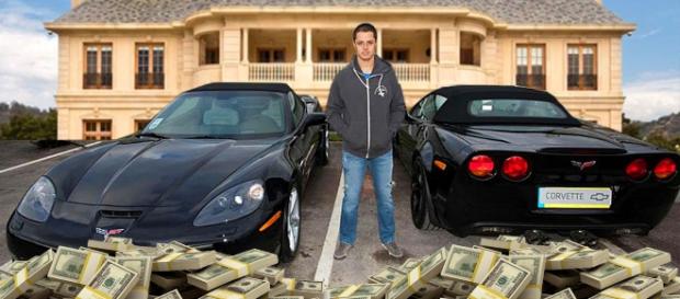 chicharito hernandez mostrando sus automoviles chicharito hernandez mostrando sus automoviles