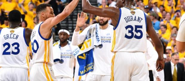 Golden State suma el primer punto de las Finales (vía Twitter - NBAcom) Golden State suma el primer punto de las Finales (vía Twitter - NBAcom)