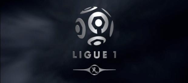 Le PSG pourrait bientôt recruter ce footballeur. Le PSG pourrait bientôt recruter ce footballeur.
