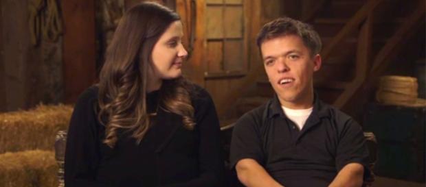 LPBW: Zach Roloff and his wife from a screenshot LPBW: Zach Roloff and his wife from a screenshot