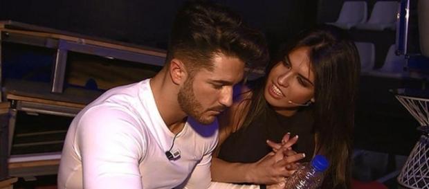 MYHYV: La noche de amor entre Sofía y Hugo fuera de MYHYV - lavanguardia.com MYHYV: La noche de amor entre Sofía y Hugo fuera de MYHYV - lavanguardia.com